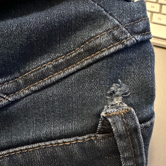 Democracy Women’s Absolution Skinny Jeans  Dark wash Size 10. 27” Inseam - Picture 4 of 6